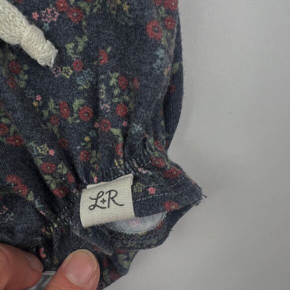 Lulu + Roo Floral Ruffle Shorties - Picture 2 of 5